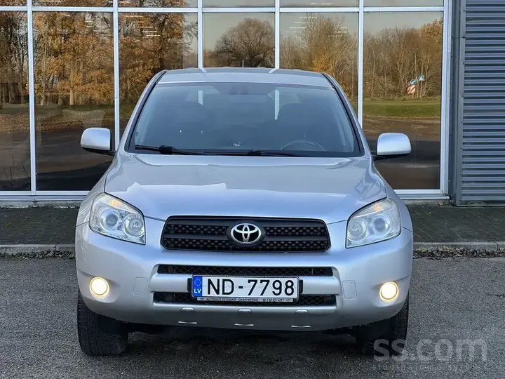 Toyota Rav4 2009 photo 4