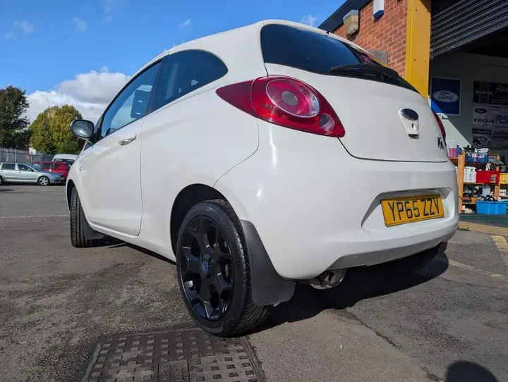 Ford Ka 2015 photo 2