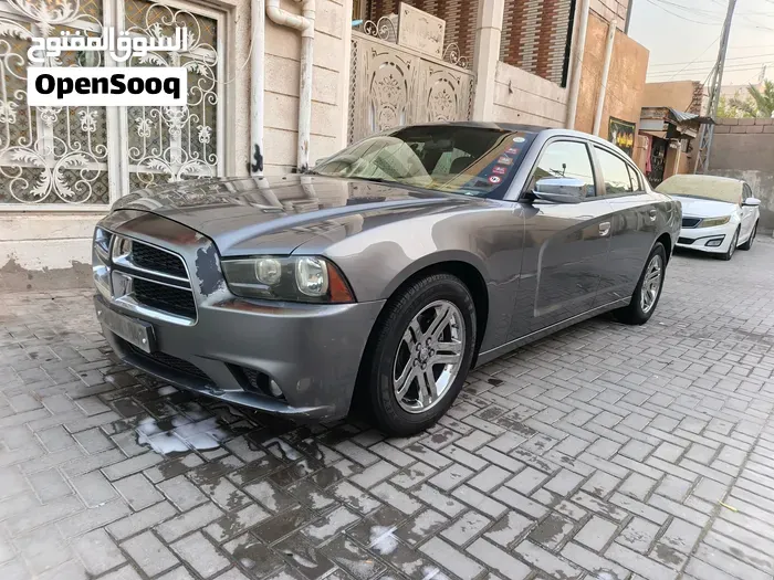 Dodge Charger 2011 photo 2