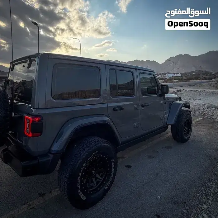 Jeep Wrangler 2018 photo 2