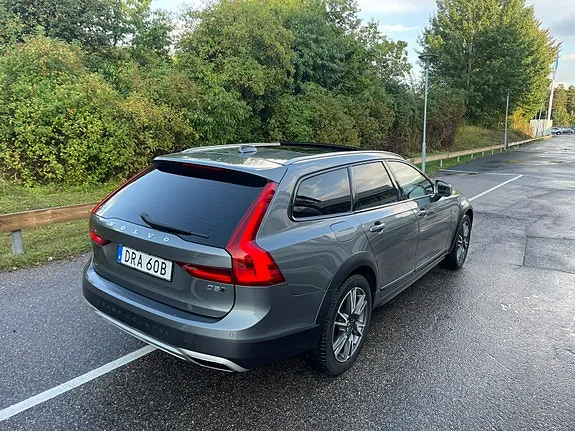 Volvo V90 Cross Country 2018 photo 3