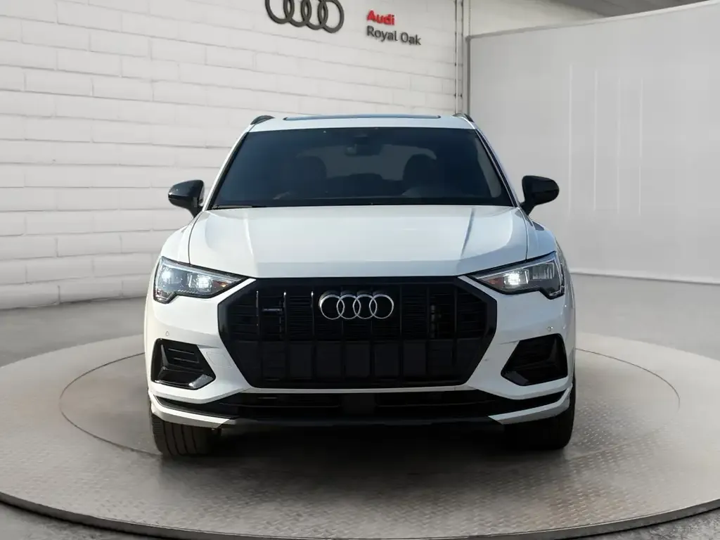 Audi Q3 2024 photo 2