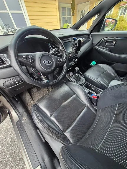 Kia Carens 2014 photo 5