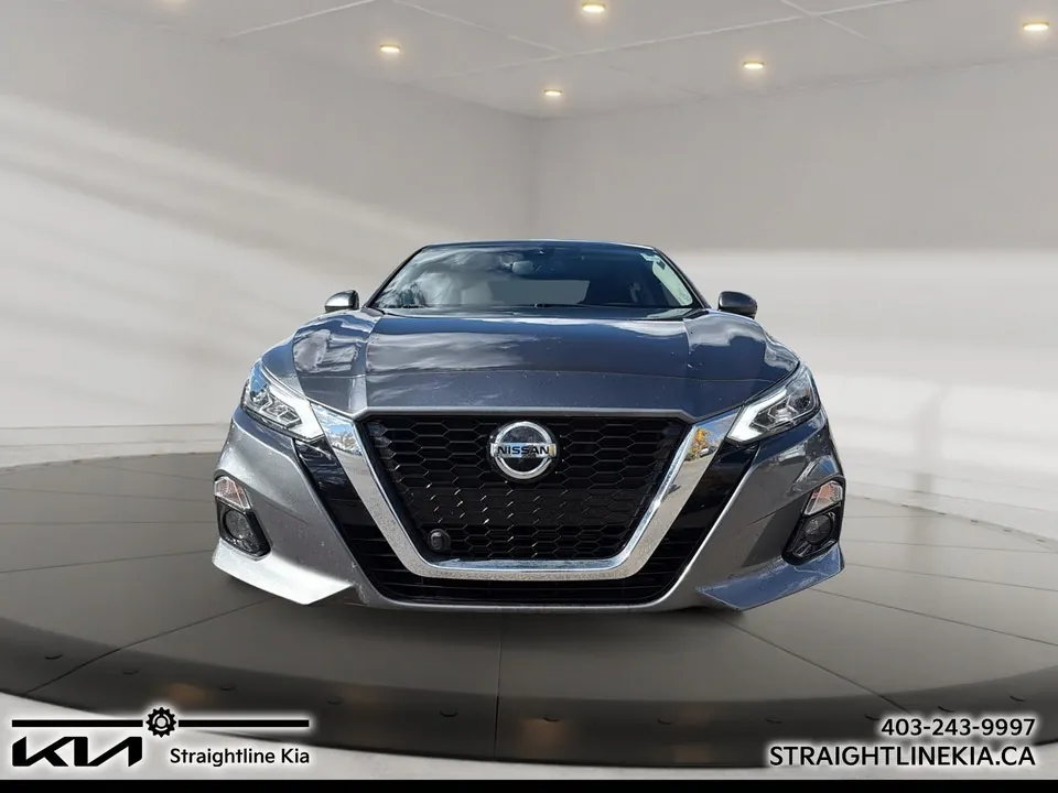 Nissan Altima 2020 photo 2