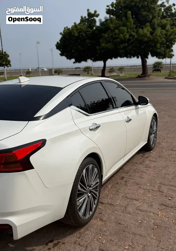 Nissan Altima 2026 photo 2