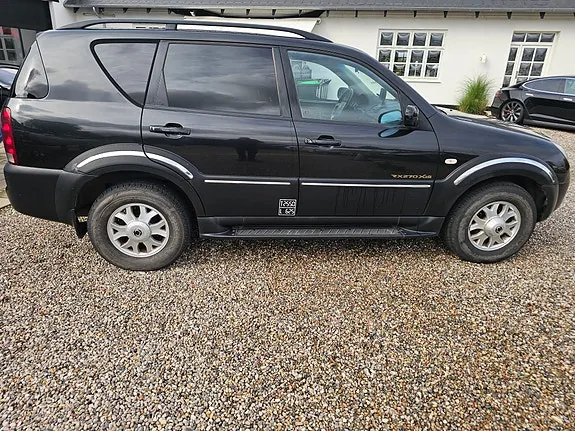 KG Mobility Rexton 2005 photo 2
