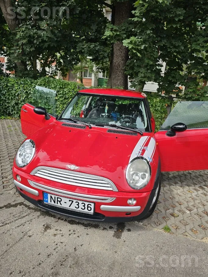 Mini One 2003 photo 5