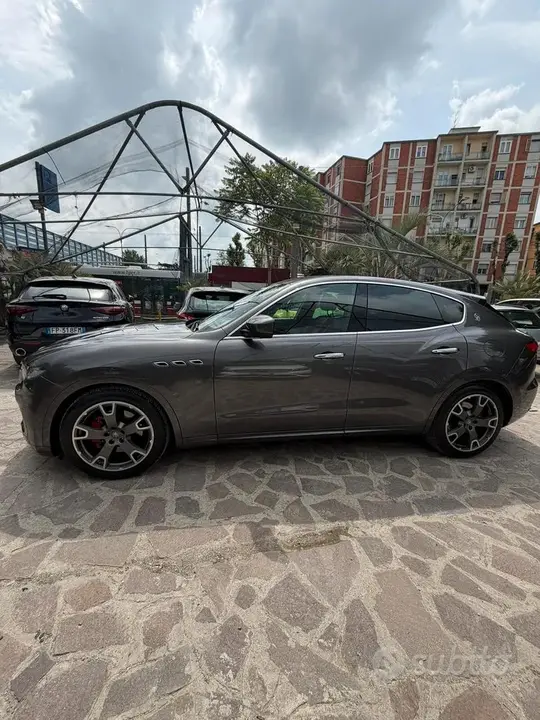 Maserati Levante 2016 photo 3