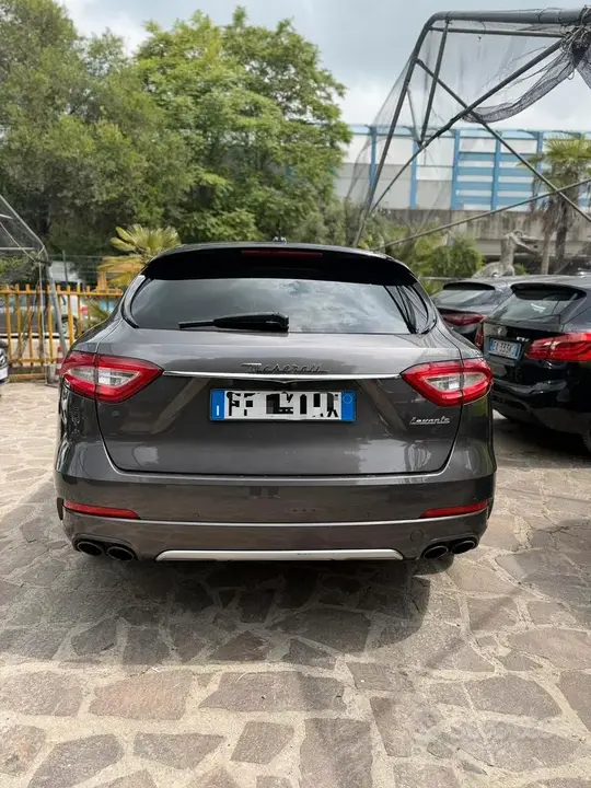 Maserati Levante 2016 photo 5