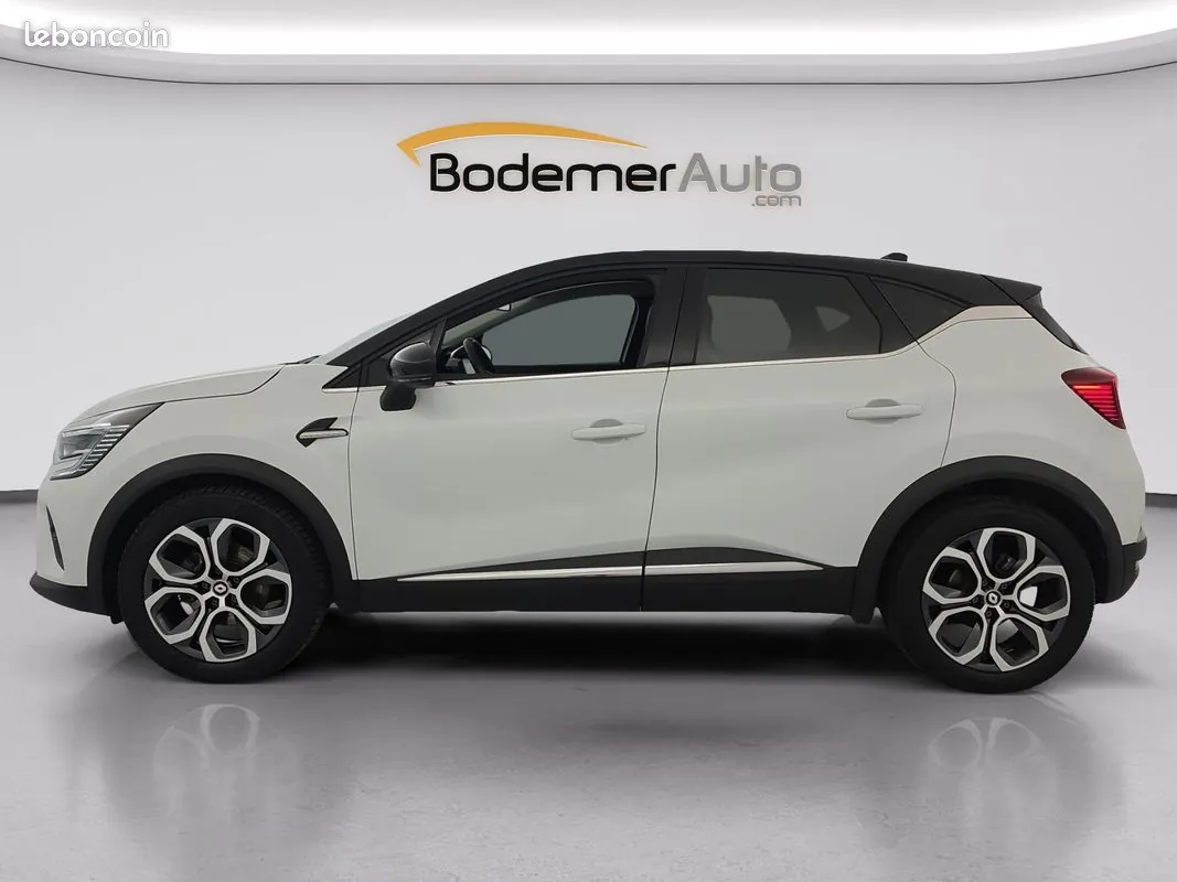 Renault Captur 2024 photo 2
