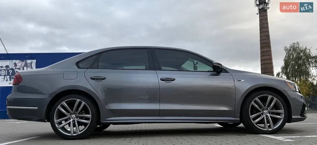 Volkswagen Passat 2018 photo 5