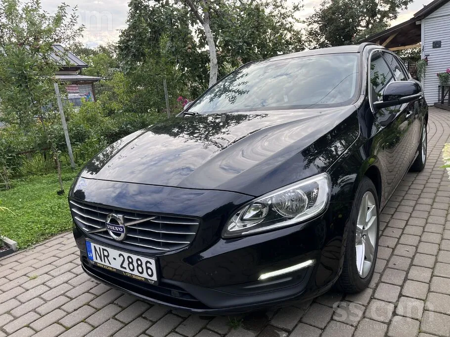 Volvo V60 2017 photo 2