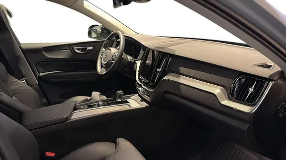 Volvo Xc60 2025 photo 5