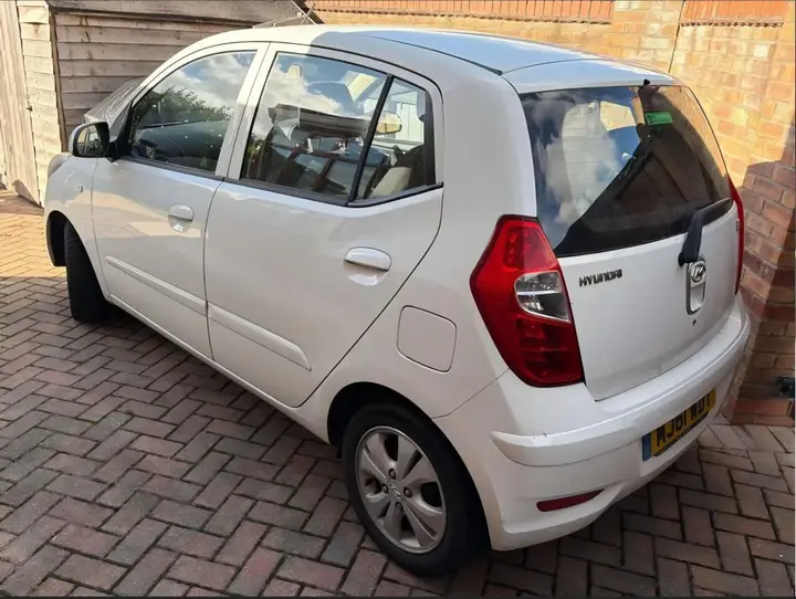Hyundai I10 2011 photo 4