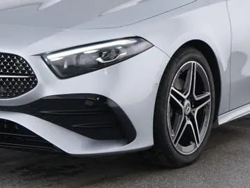 Mercedes-Benz A Klasse 180 2025 photo 3