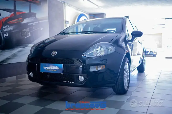 Fiat Punto 2013 photo 2