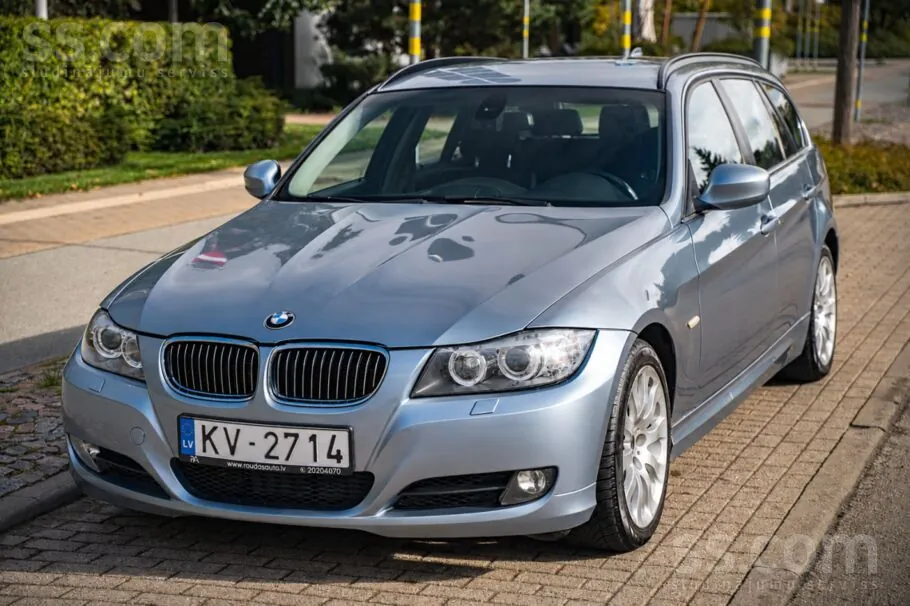 BMW 330