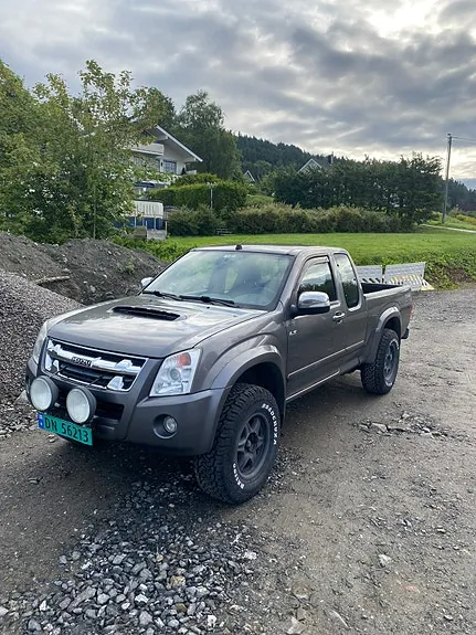 Isuzu D-Max