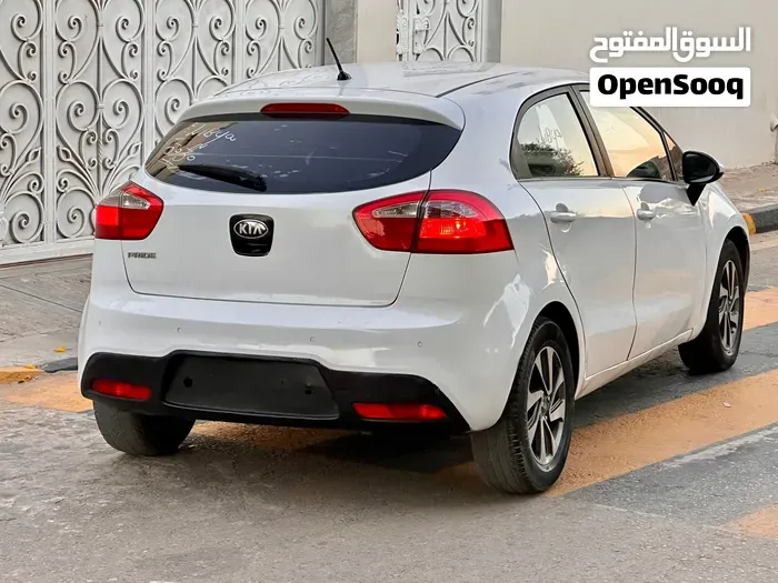 Kia Rio 2013 photo 2