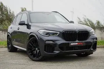 BMW X5 2021 photo 2