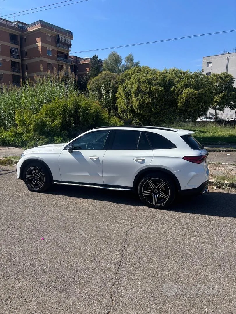 Mercedes-Benz Glc 2023 photo 2