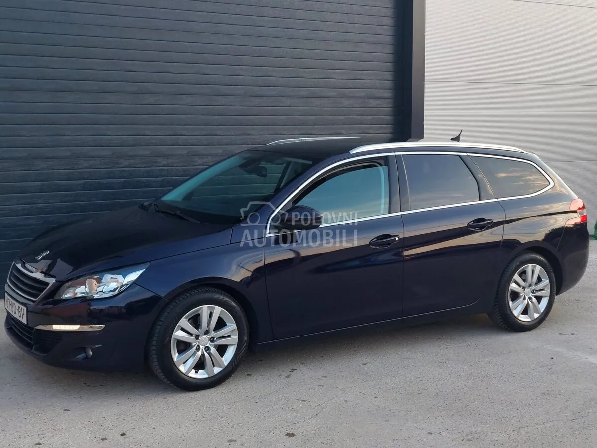 Peugeot 308 2014 photo 4