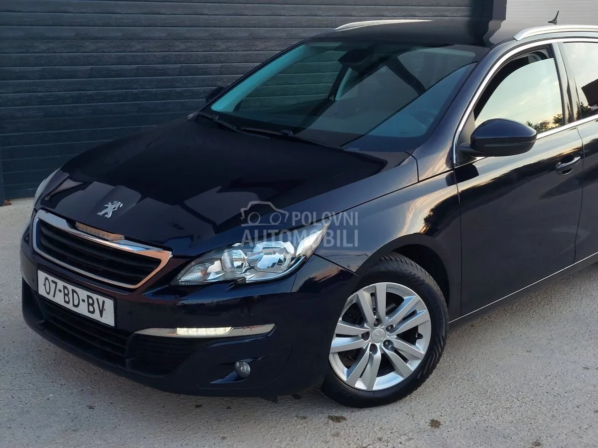 Peugeot 308 2014 photo 2