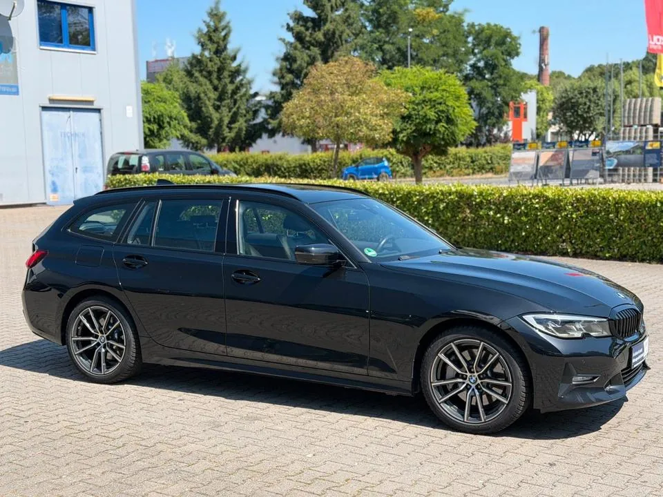 BMW 330I Touring