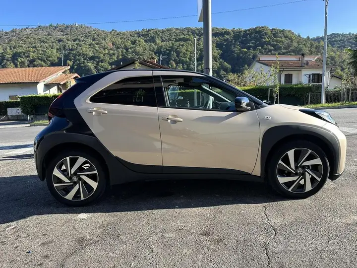 Toyota Aygo 2024 photo 3