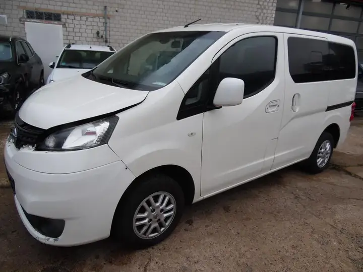 Nissan Nv200