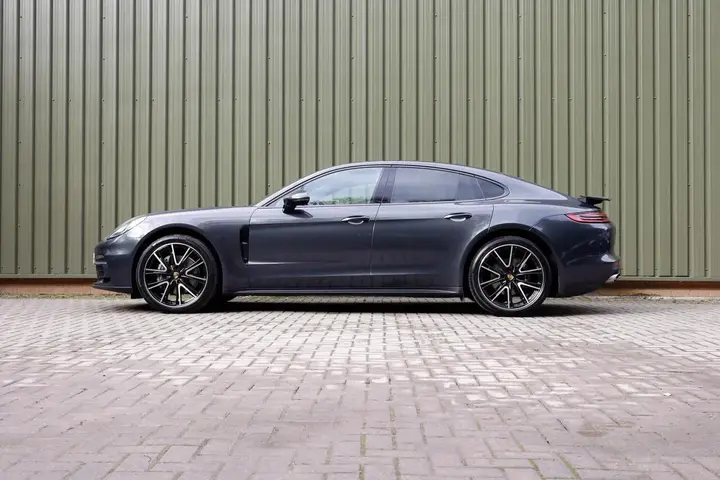 Porsche Panamera 2017 photo 4