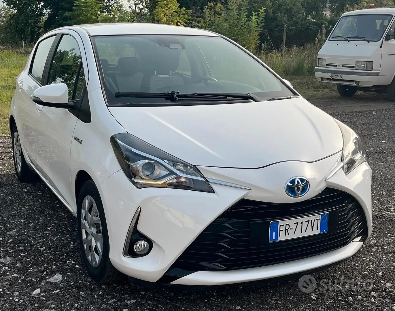 Toyota Yaris 2018 photo 3