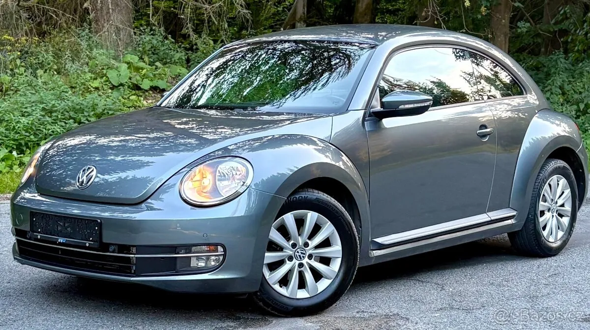 Volkswagen New Beetle 2012 photo 3