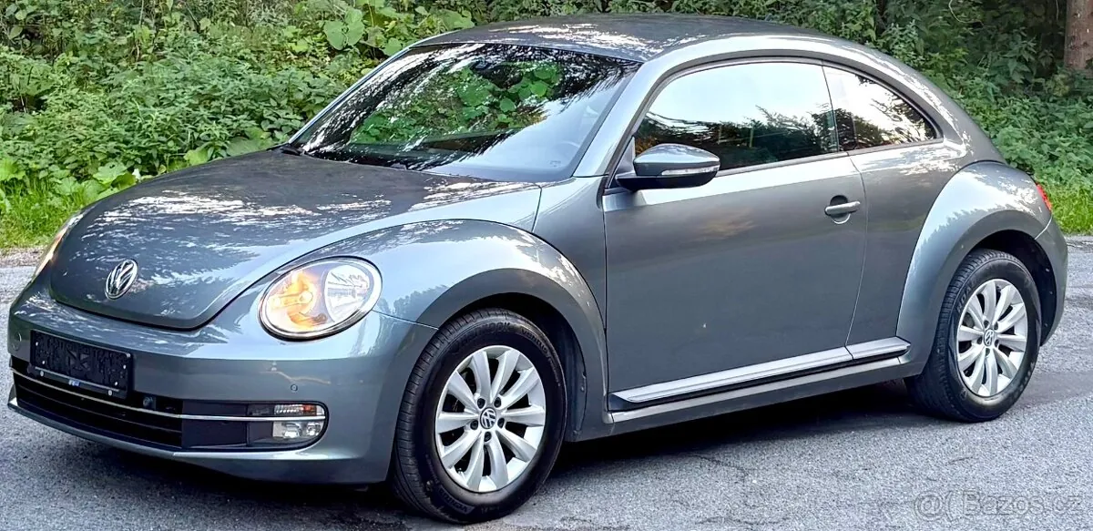 Volkswagen New Beetle 2012 photo 4
