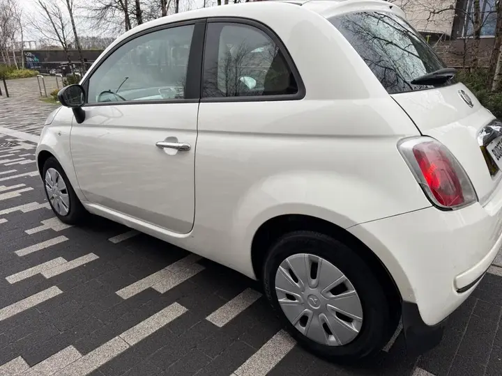 Fiat 500 2011 photo 4