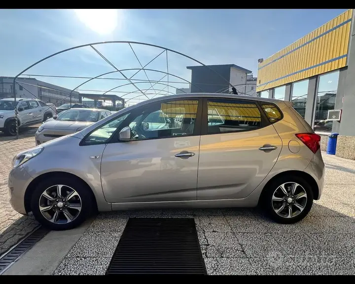 Hyundai Ix20 2016 photo 4
