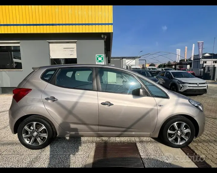 Hyundai Ix20 2016 photo 5