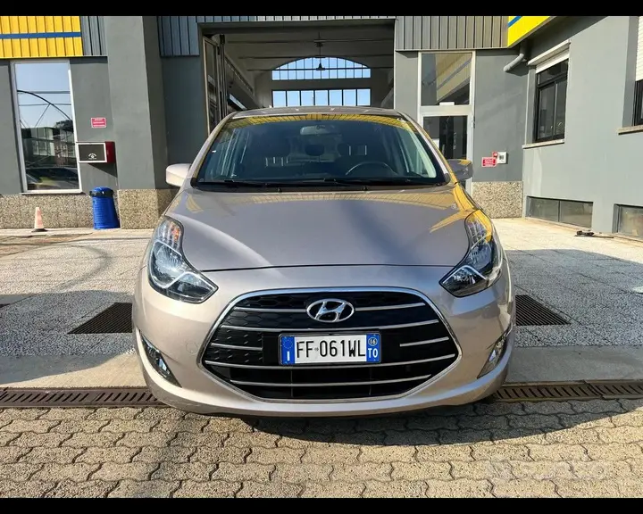 Hyundai Ix20 2016 photo 2