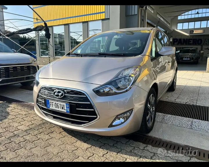 Hyundai Ix20 2016 photo 3
