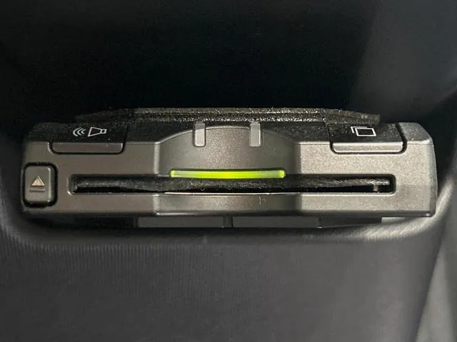 Toyota Aqua S 2012 photo 5