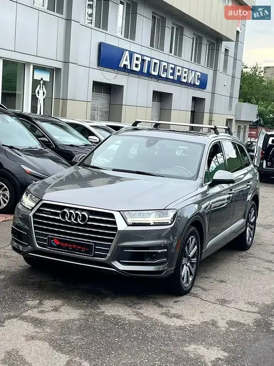 Audi Q7 2017 photo 4