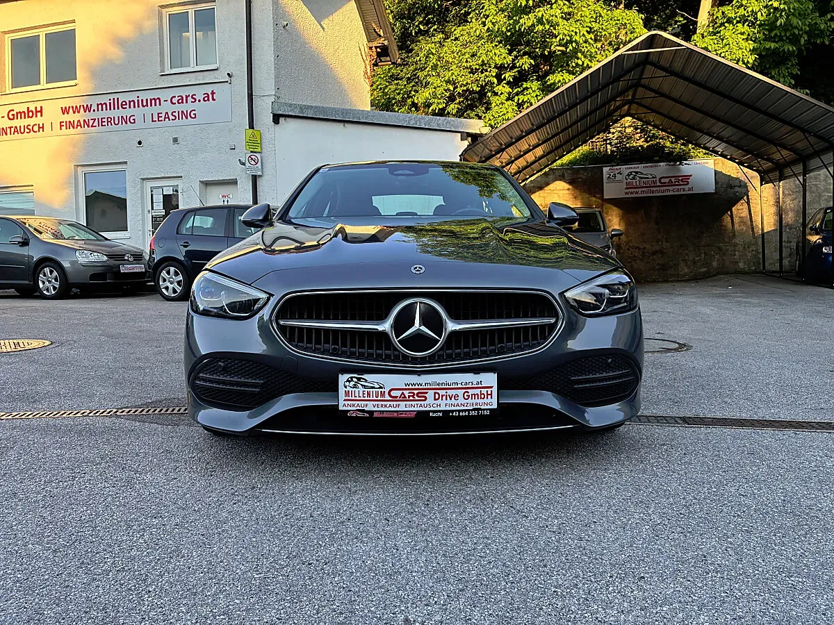 Mercedes-Benz C-Class 2023 photo 2