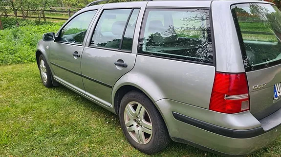 Volkswagen Golf Iv 2003 photo 2