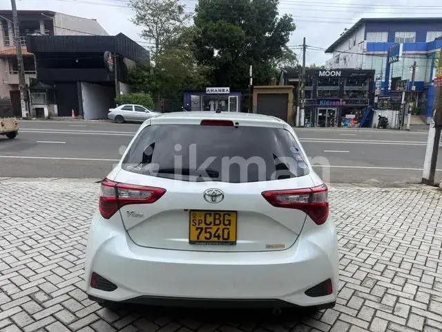 Toyota Vitz 2020 photo 2