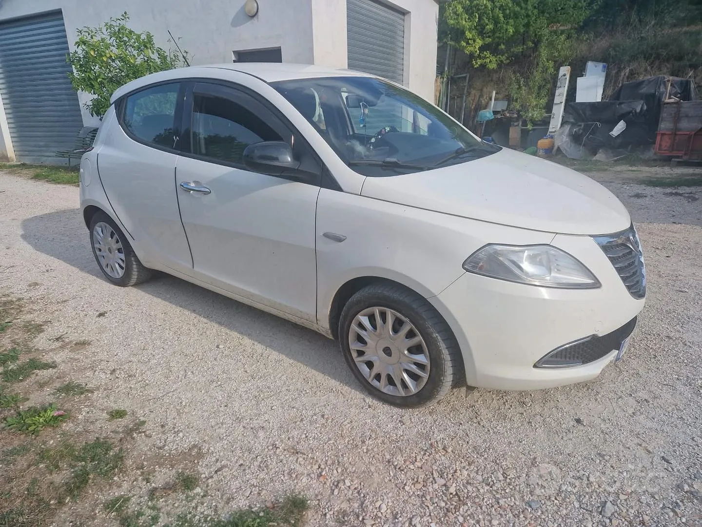 Lancia Ypsilon