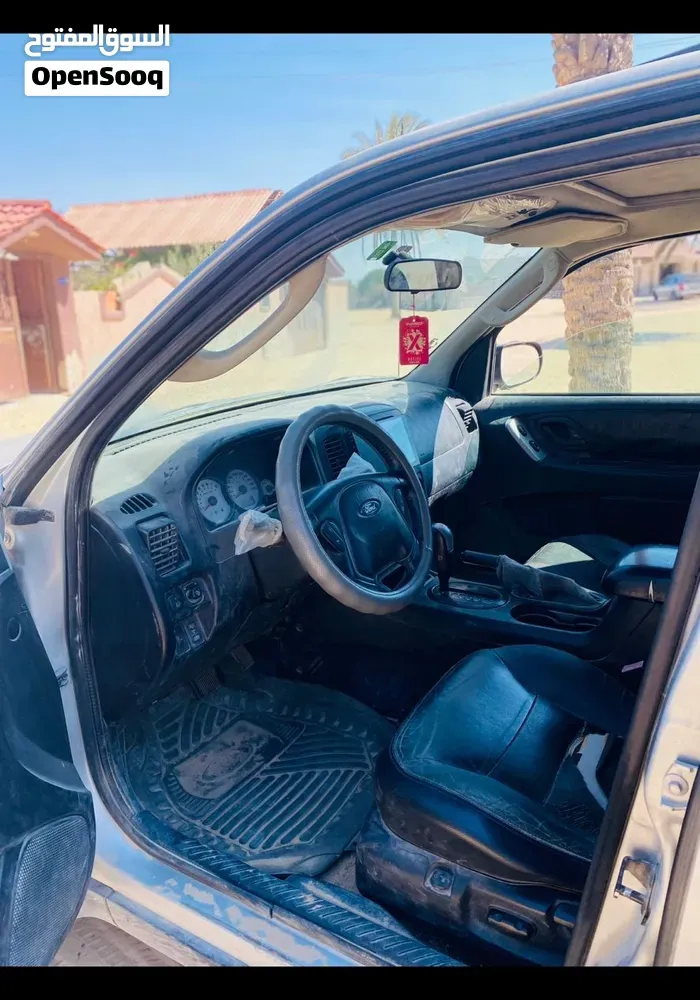 Ford Maverick 2004 photo 4