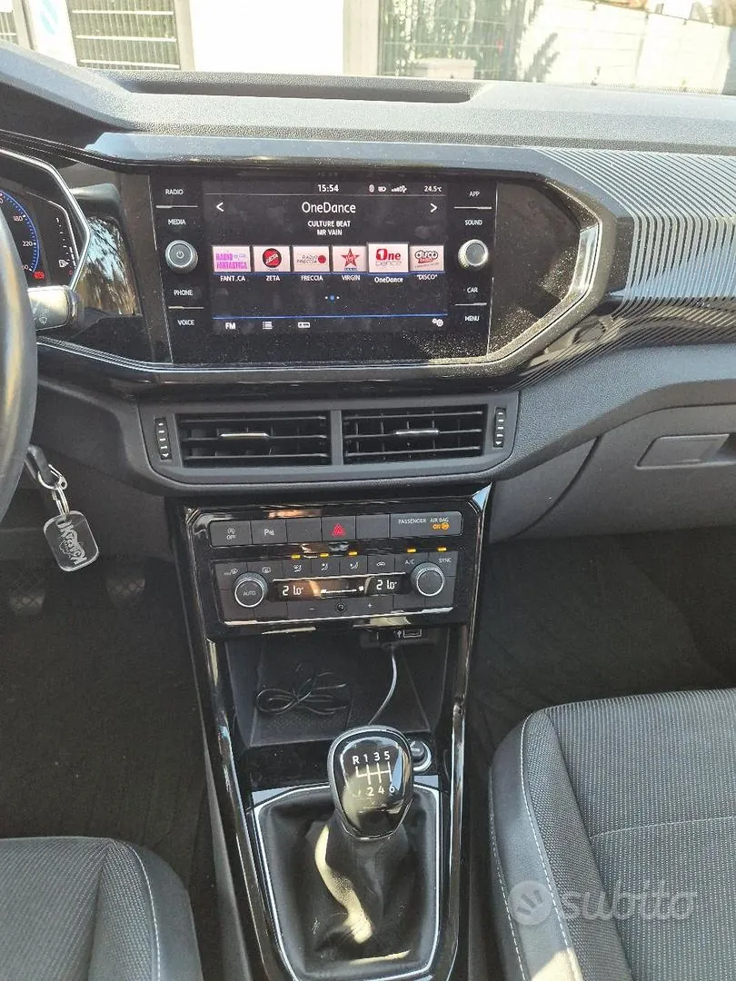Volkswagen T-Cross 2019 photo 5