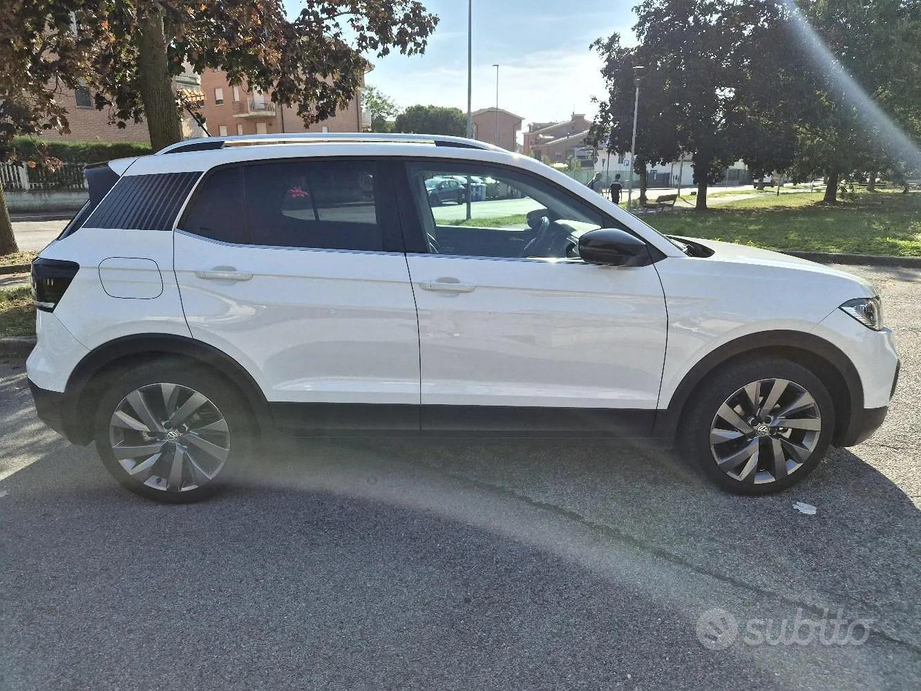 Volkswagen T-Cross 2019 photo 2