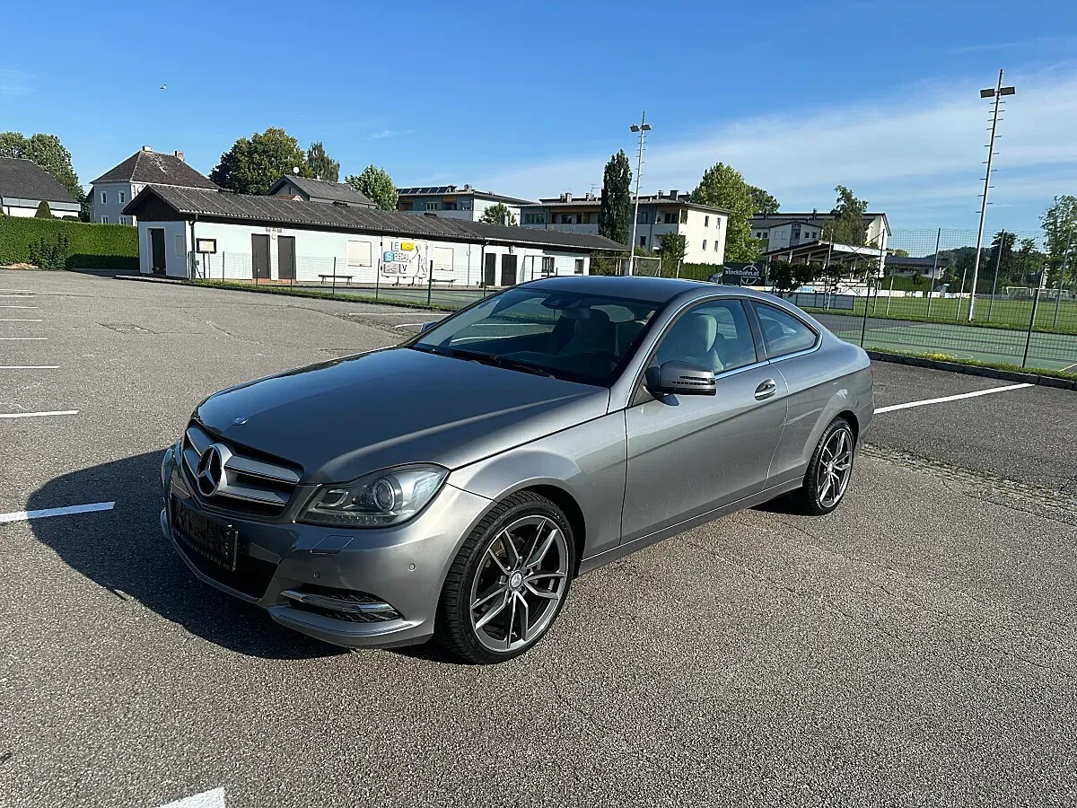 Mercedes-Benz C-Class 2014 photo 2