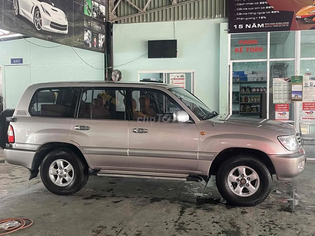 Toyota Land Cruiser 2001 photo 5